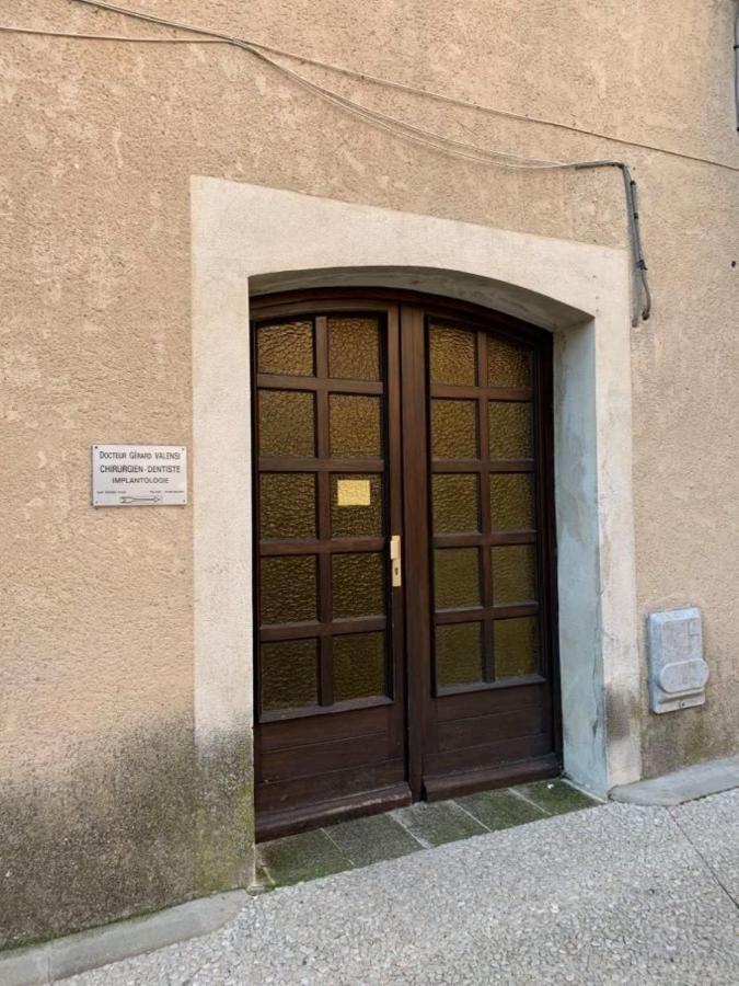 Studio Au Calme Dans Le Centre-Ville Historique LʼIsle-sur-la-Sorgue Buitenkant foto